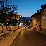 Grand Duplex With Free Parking - Heart Of Old Town Apartman *