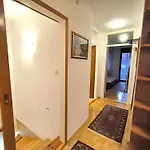Grand Duplex With Free Parking - Heart Of Old Town Appartement