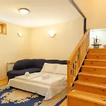 Apartman Grand Duplex With Free Parking - Heart Of Old Town Szarajevó