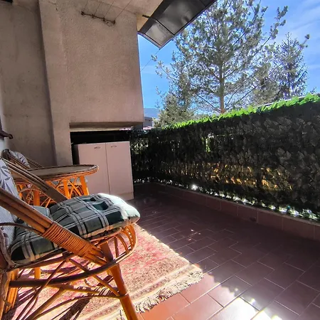 Grand Duplex With Free Parking - Heart Of Old Town