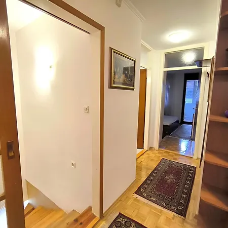 Grand Duplex With Free Parking - Heart Of Old Town Appartement