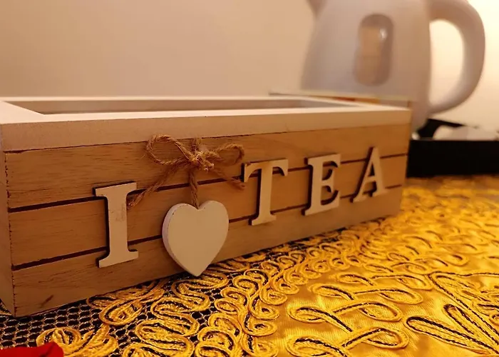 Grand 94M2 Duplex Suite With Free Parking - Heart Of Old Town Apartman Szarajevó