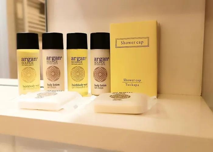 Apartman Grand 94M2 Duplex Suite With Free Parking - Heart Of Old Town Szarajevó