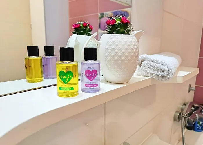 Grand 94M2 Duplex Suite With Free Parking - Heart Of Old Town * Szarajevó